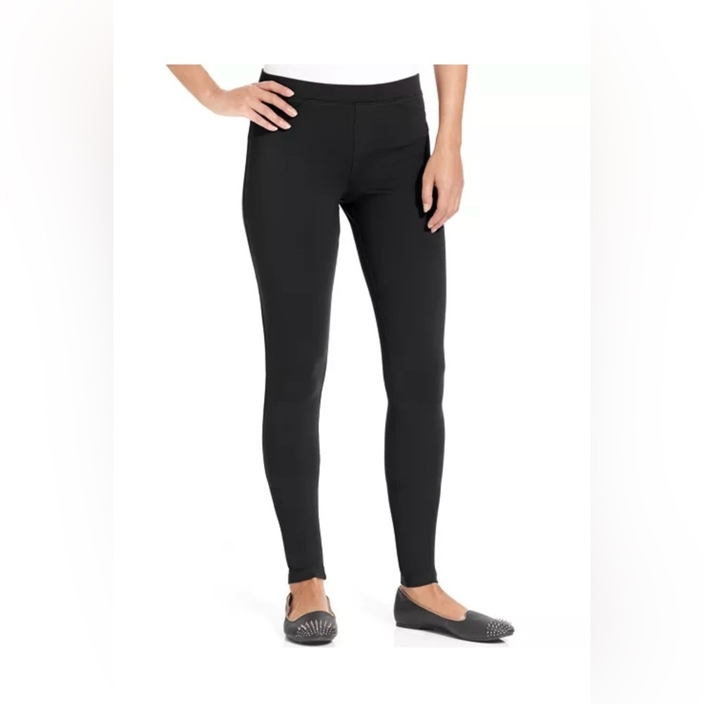 NWT Hue
Women's Ponte Leggings XL